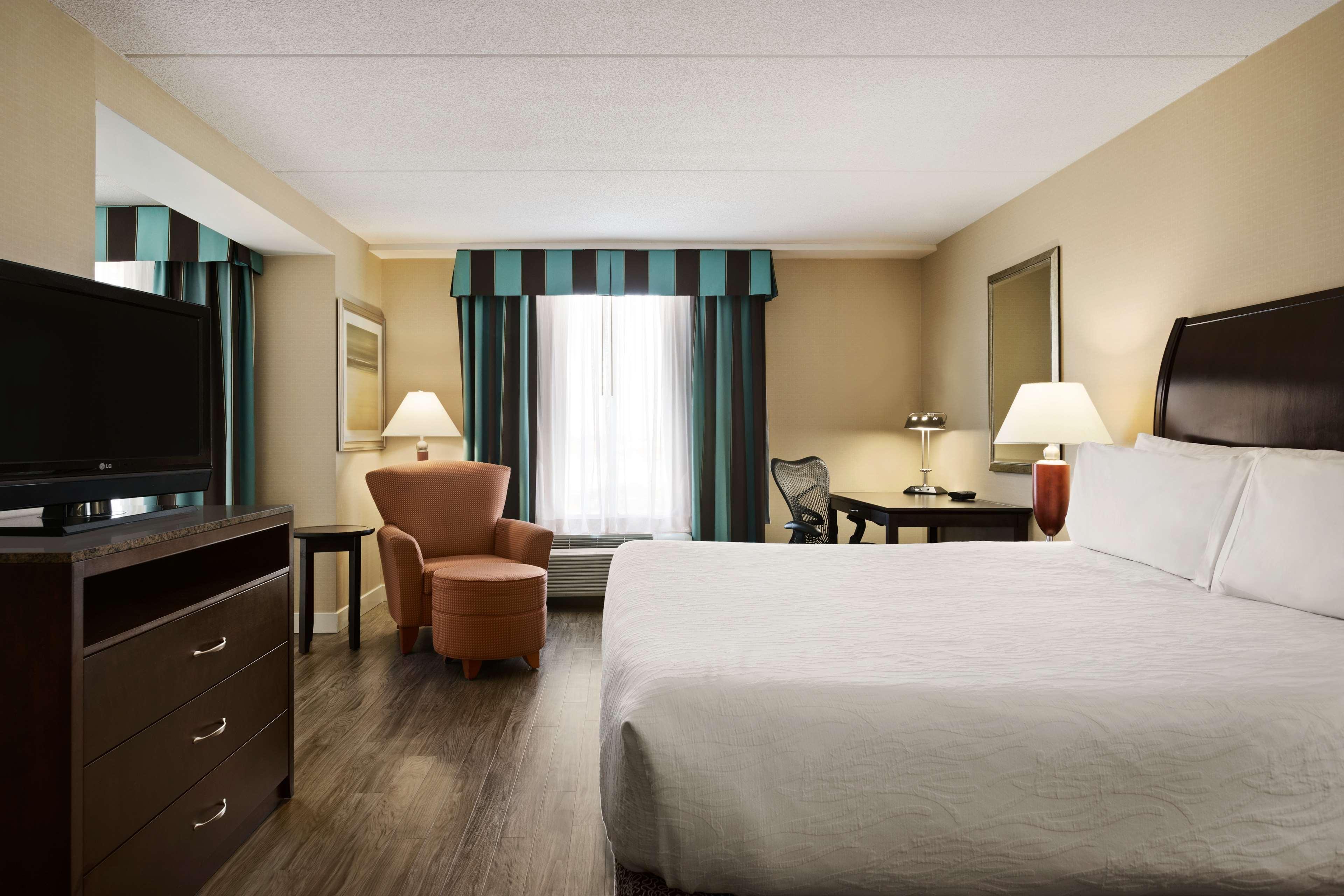 Hilton Garden Inn Toronto/ווהוגן מראה חיצוני תמונה