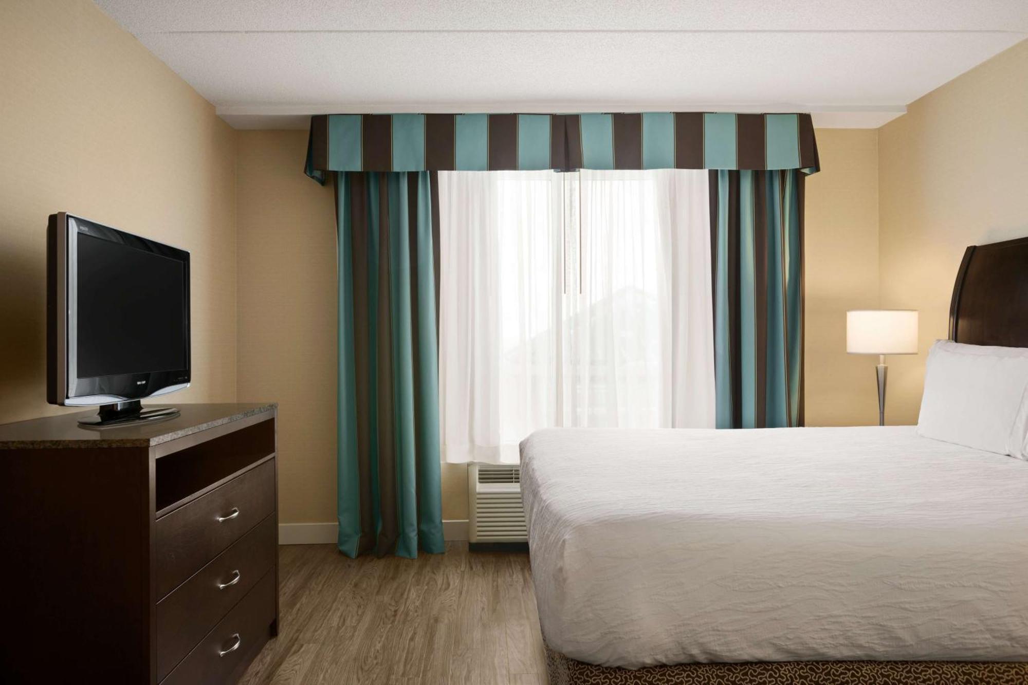 Hilton Garden Inn Toronto/ווהוגן מראה חיצוני תמונה
