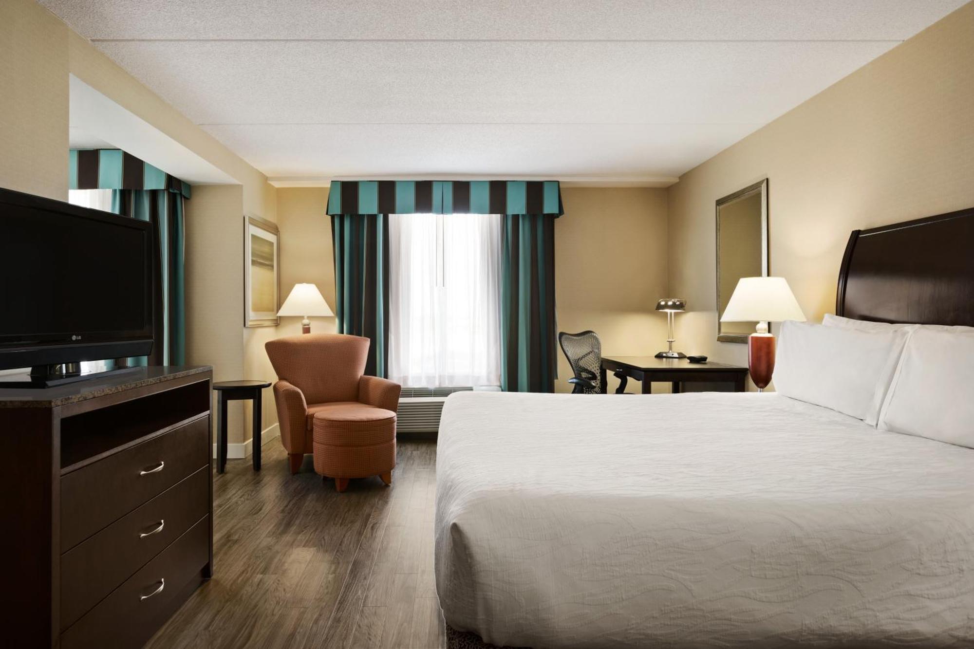 Hilton Garden Inn Toronto/ווהוגן מראה חיצוני תמונה